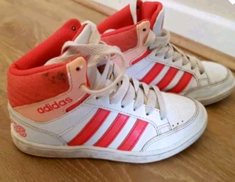 childrens size 11 adidas trainers